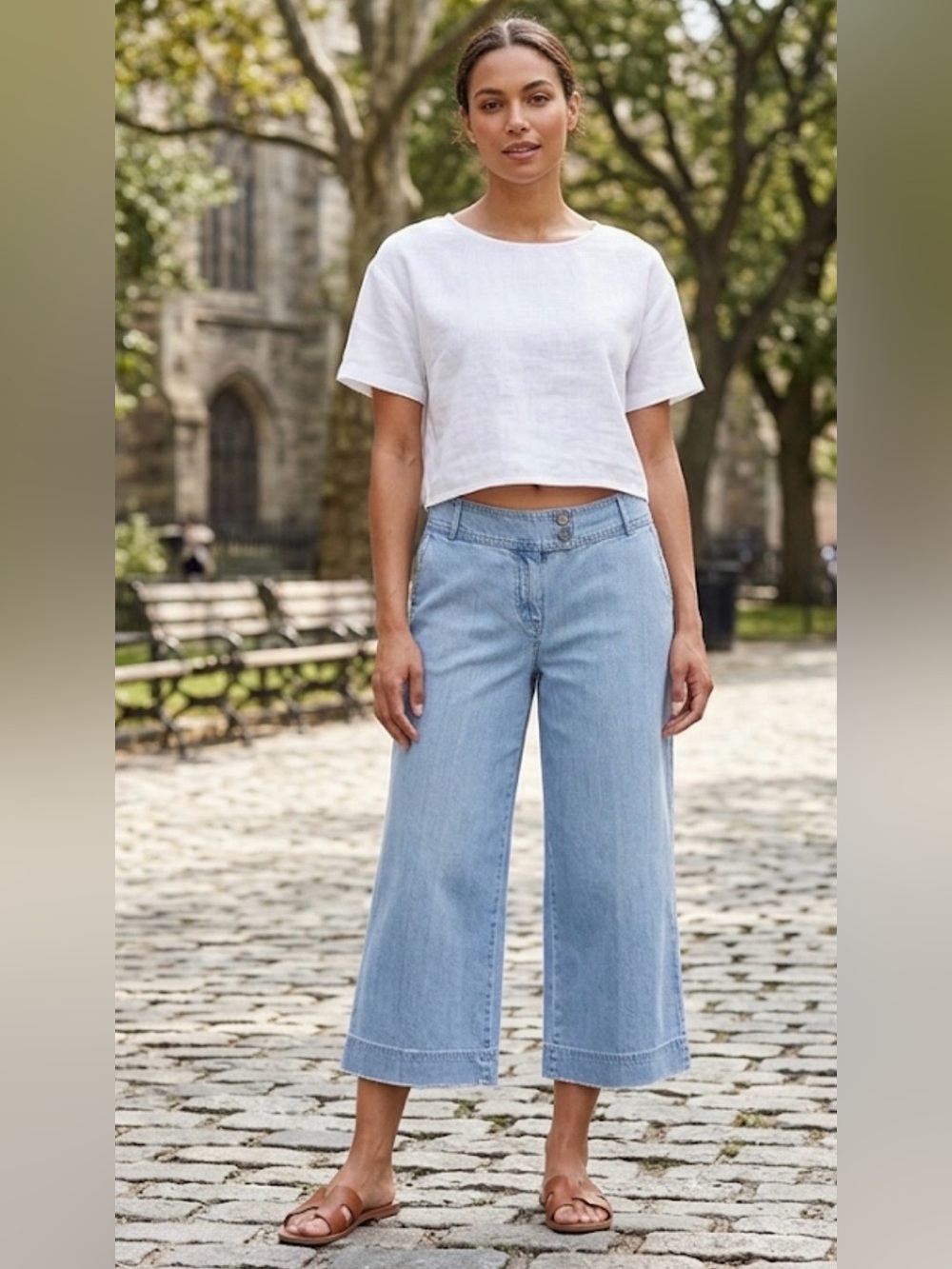 Light-wash denim capri crop pants wide-leg raw hem Size 6